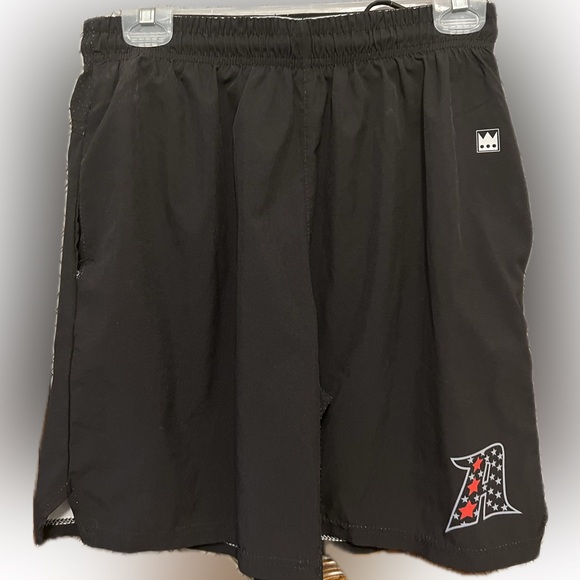 Novus University of Arizona Black sport shorts - Picture 2 of 3